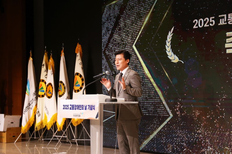 12. 구자근의원 축사02.JPG