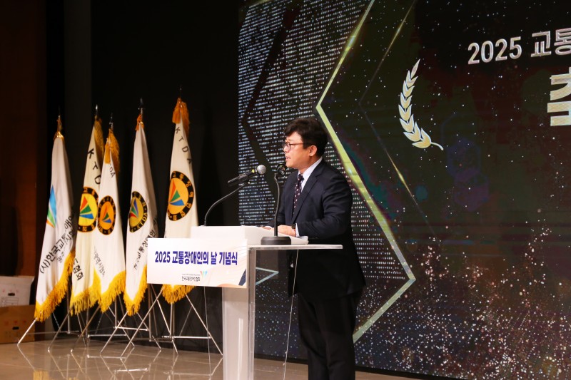 13. 강명구의원 축사 02.JPG